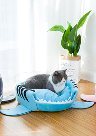 Creative Dual-Purpose Shark Pet Bed Small Dogs And Cats Warm Pet Bed - TryKid