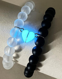 Fashion Jewelry 2pcs Handmade Crown Beaded Charms Bracelet Luminou Heart Glow In The Dark Couple Bracelet For Lover Men Women Fluorescent Gift
