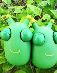 12PCS Funny Grass Worm Pinch Toy, Green Eye Bouncing Worm Squeeze Toy, Novelty Fun Squeeze Stress Relief Toys For Adults Kids Gift Cool Gadgets - TryKid
